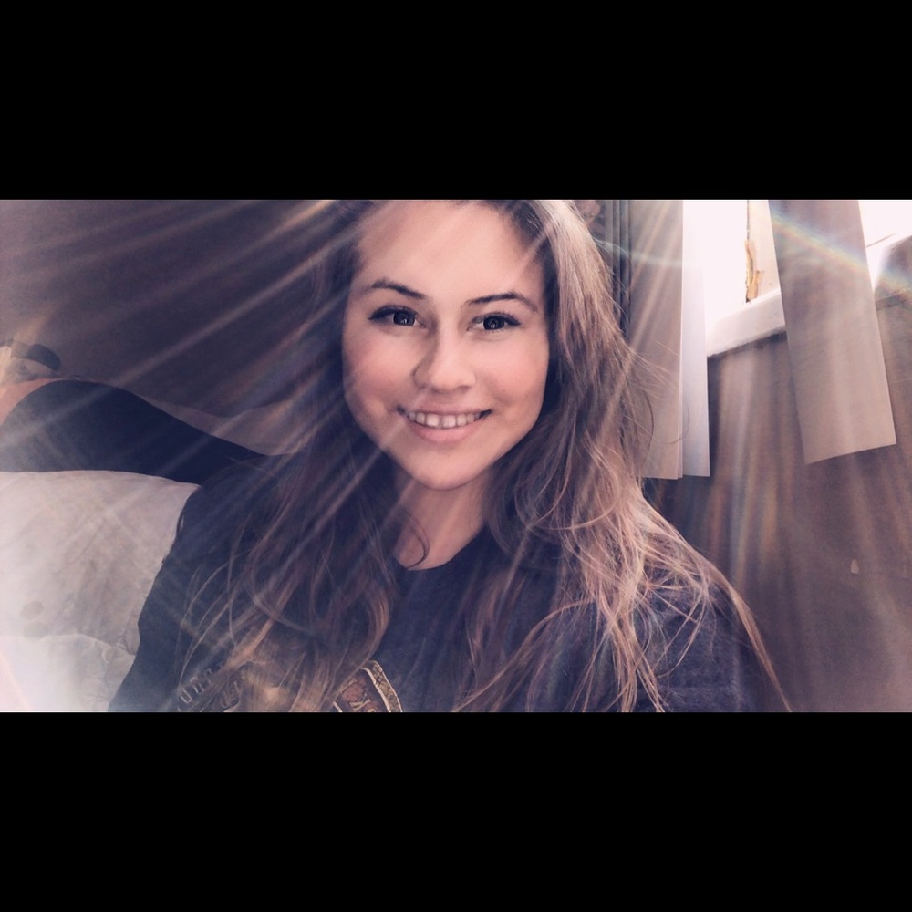 Meet your Posher, Raquel